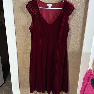 RED VELVET SIZE 16 DRESS
